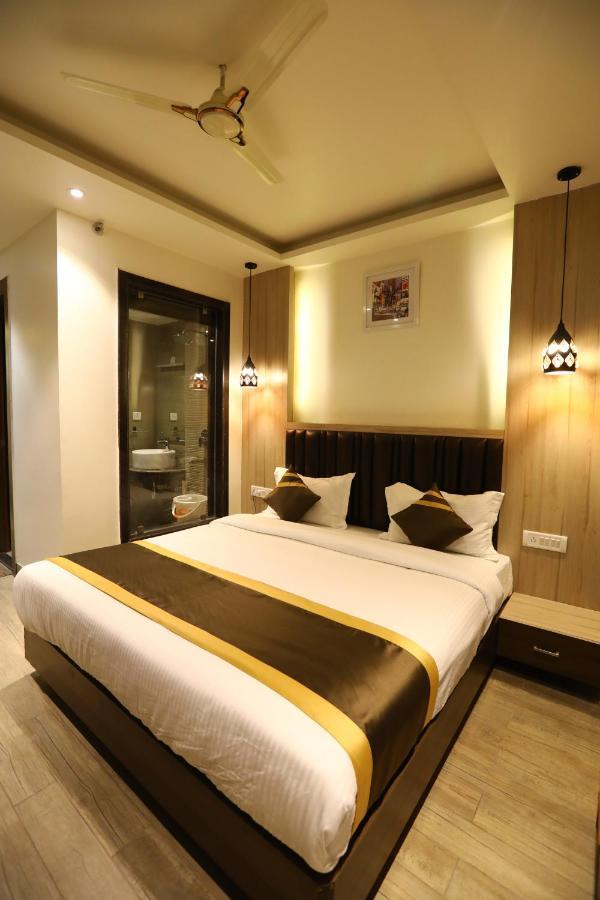 Hotel D Silverleaf 러크나우 외부 사진