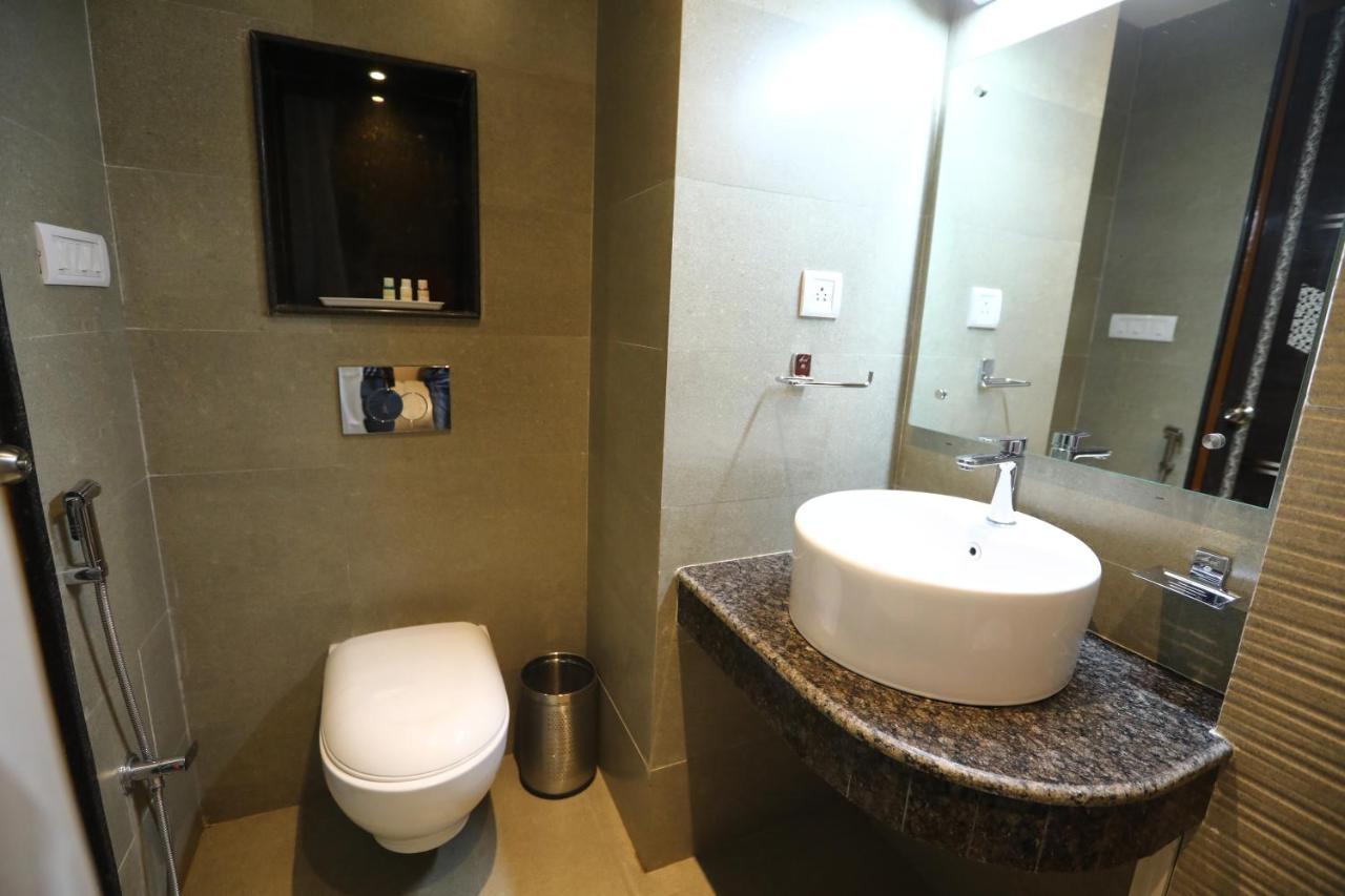 Hotel D Silverleaf 러크나우 외부 사진